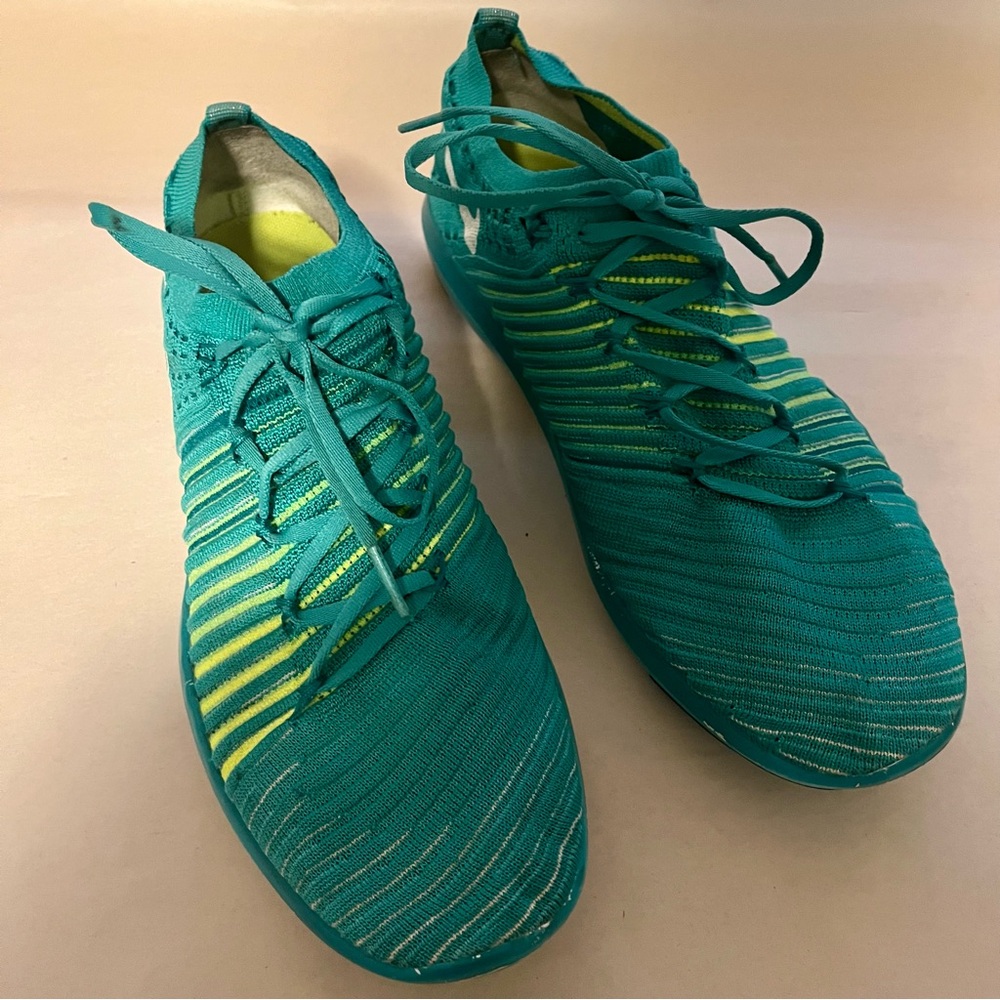 Nike Free Transform Flyknit Turquoise and Lime Knit Running Sneakers - Picture 4 of 11